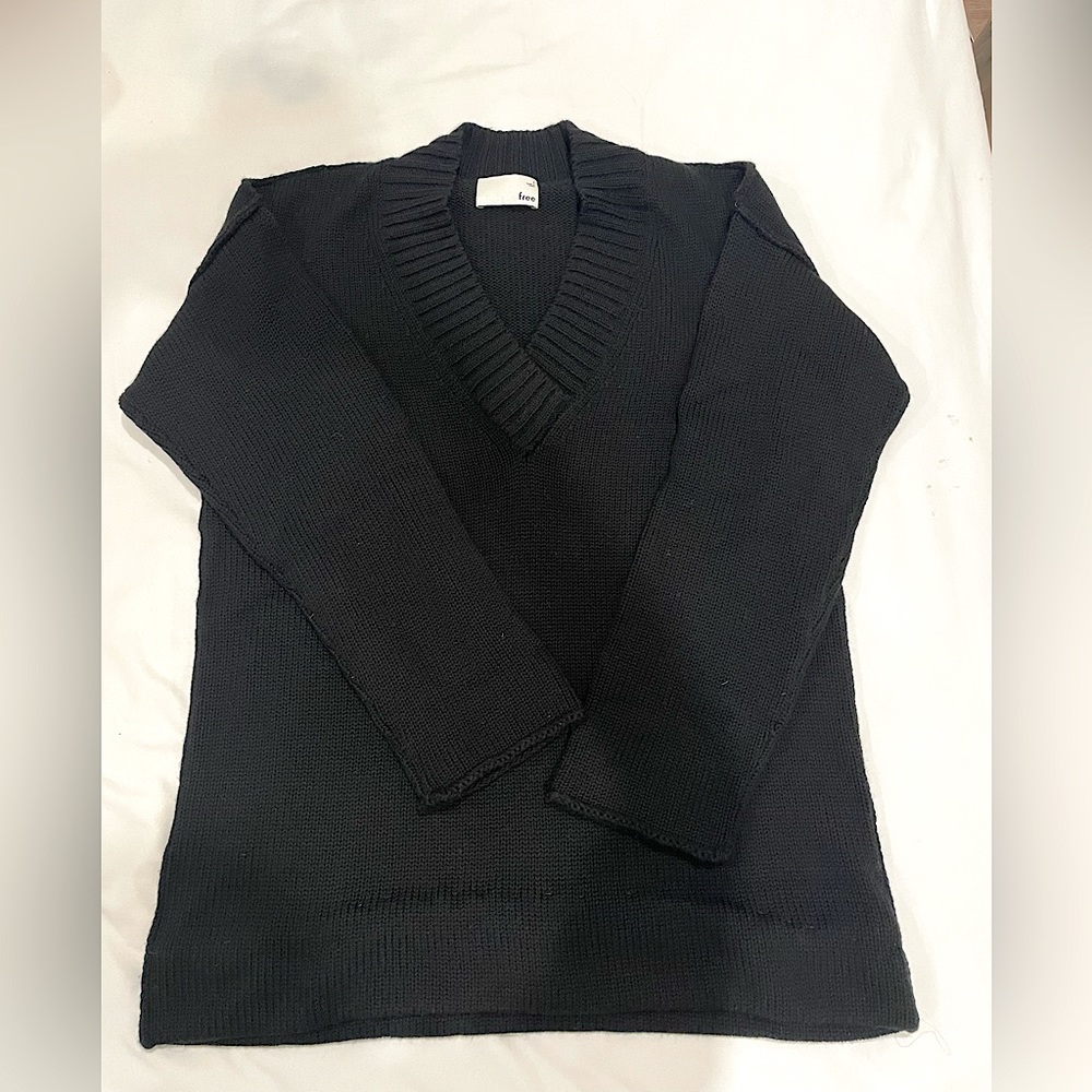 Aritzia Wilfred Free Black Oversized Sweatshirt/Sweater US2